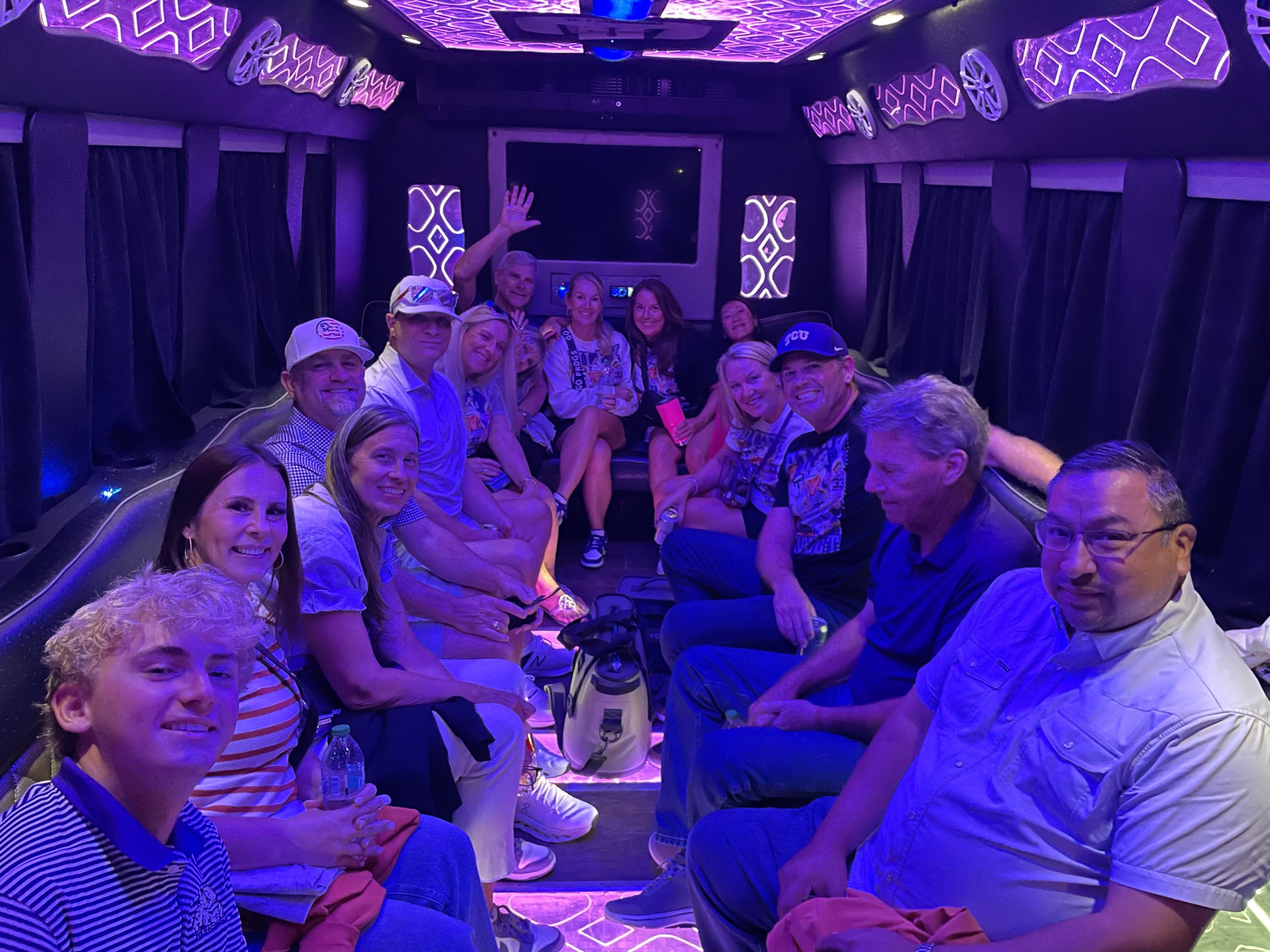 BEST LA PARTY BUS